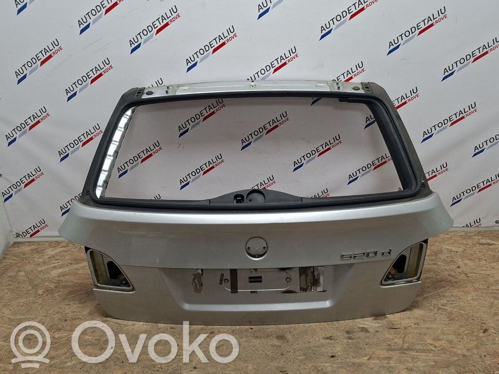 BMW 5 E60 E61 Galinis dangtis (bagažinės) 
