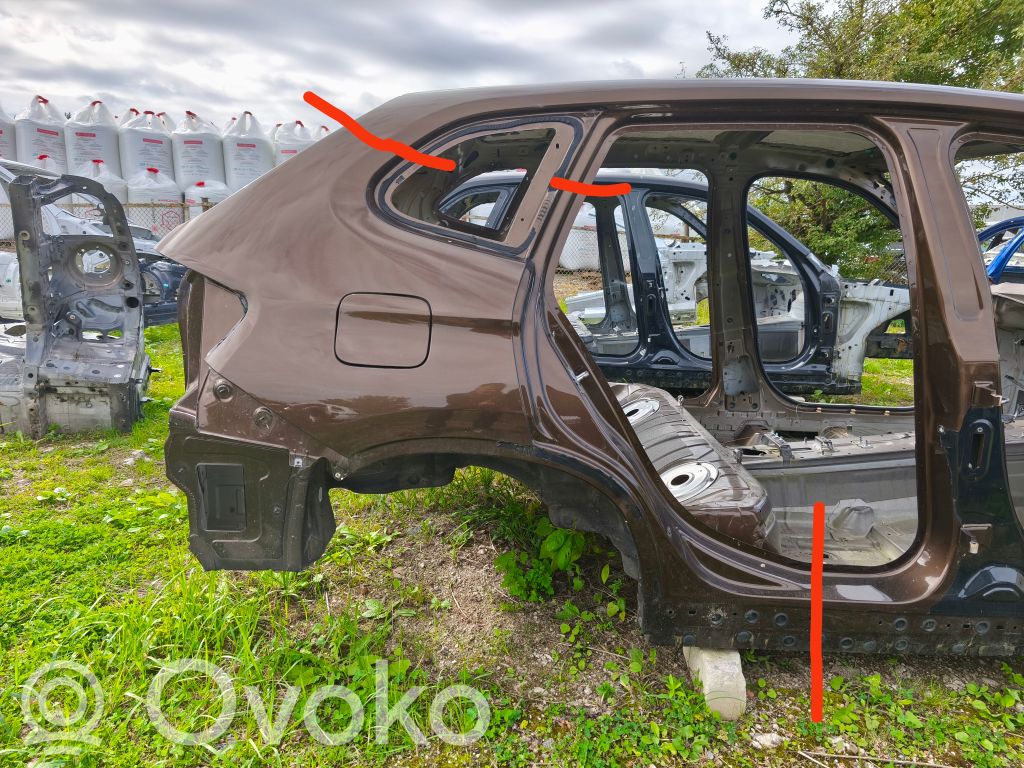 BMW X1 E84 Panel lateral trasero 
