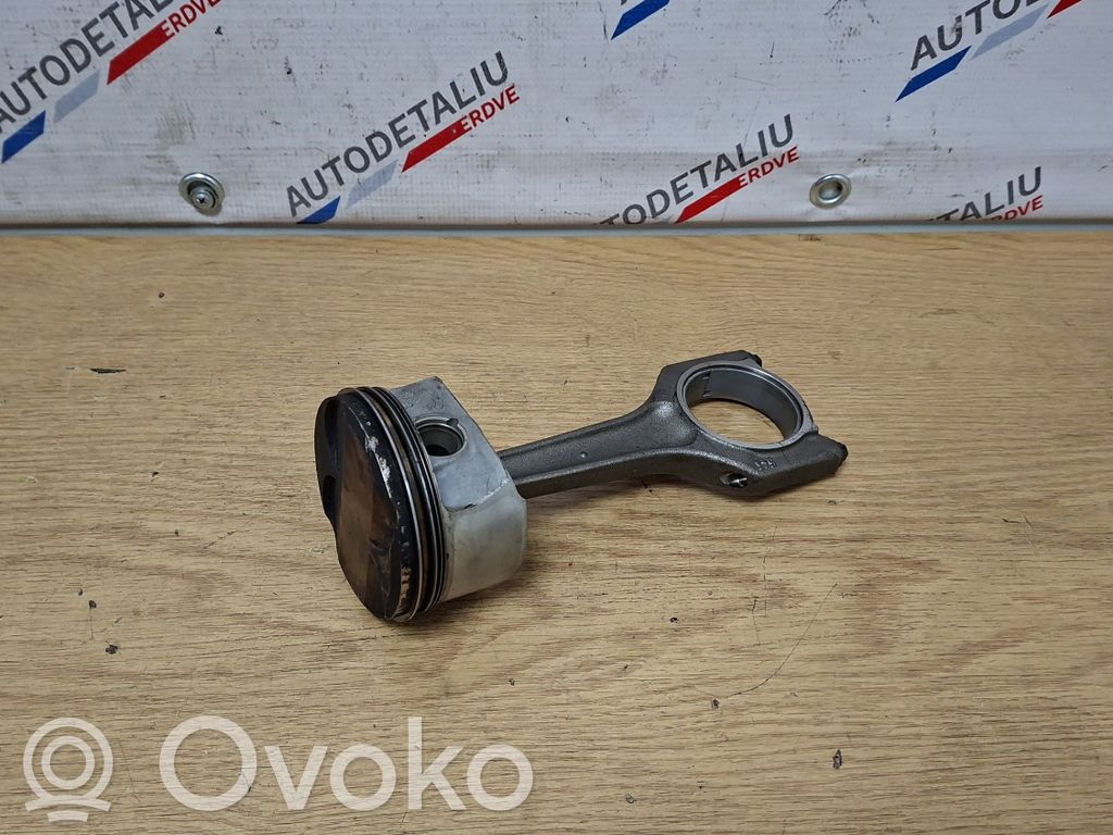 Piston   7536373,11257536373