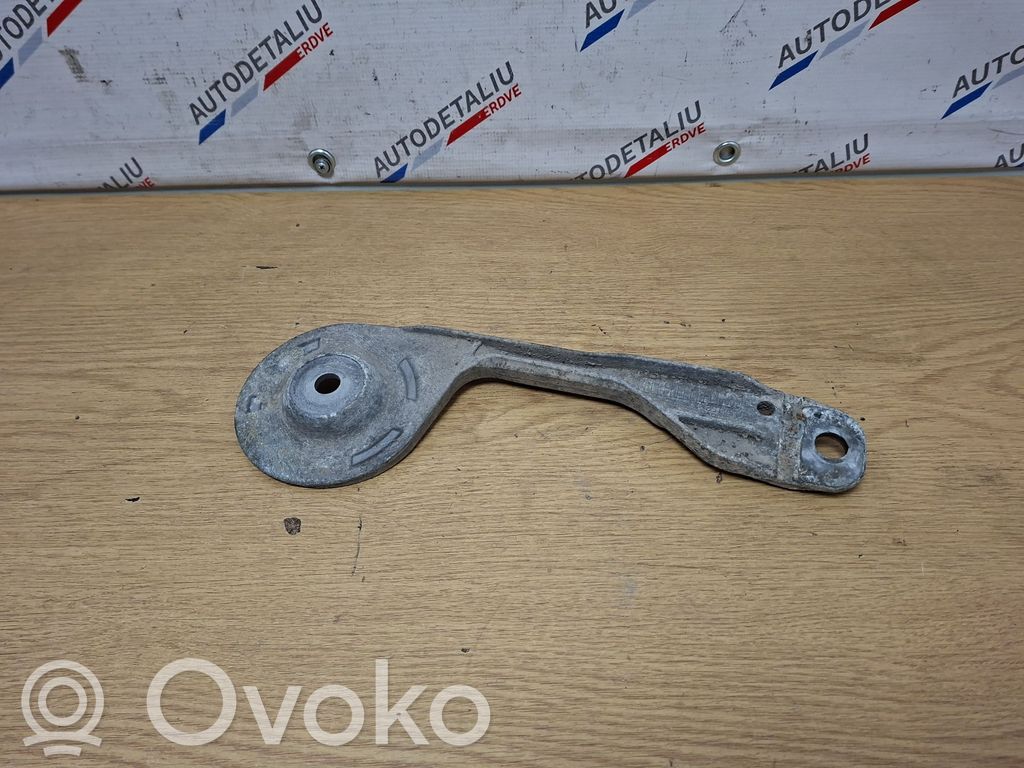 BMW X5 E70 Cits aizmugures šasijas elements 