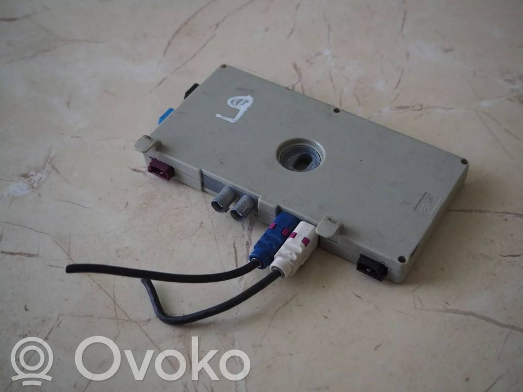 BMW 3 E92 E93 Antenos stiprintuvas 
