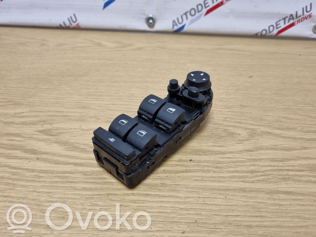 Electric window control switch   9122121