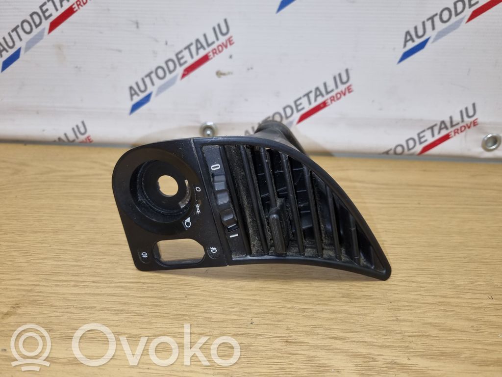BMW 3 E36 Sānu gaisa režģis 