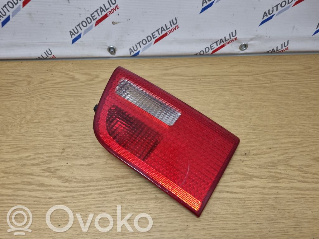 BMW X5 E53 Aizmugurējais lukturis pārsegā 