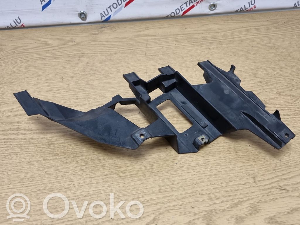 BMW 7 E65 E66 Halterung Scheinwerfer 
