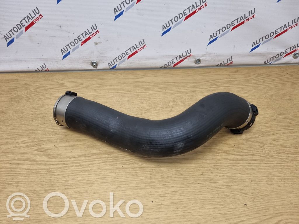 BMW 5 F10 F11 Furtun/conductă intercooler 