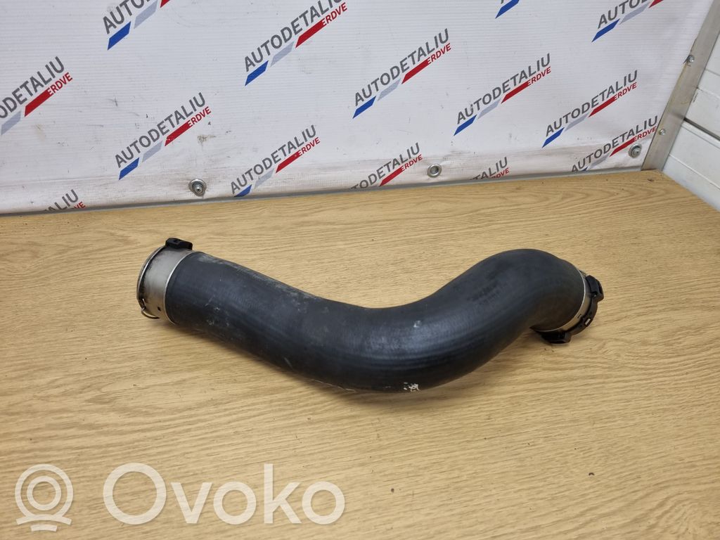 BMW 5 F10 F11 Furtun/conductă intercooler 