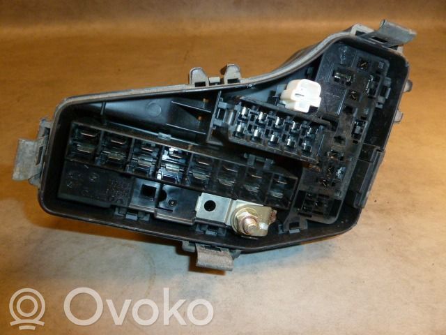Volvo S70  V70  V70 XC Ramka / Moduł bezpieczników 