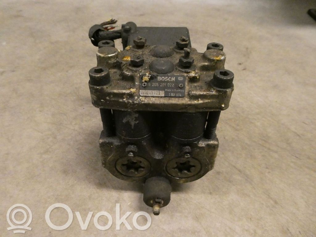 BMW 5 E34 ABS Blokas 
