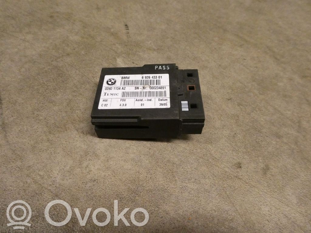 Seat heating relay   6926433