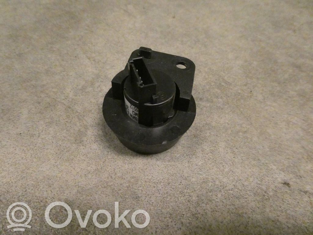 BMW 3 E90 E91 Interruptor para la barra de remolque retráctil 