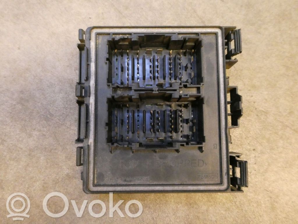 Fuse module   JX6T14D068BD