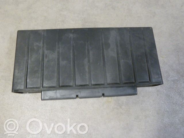 BMW 7 E32 Module confort 