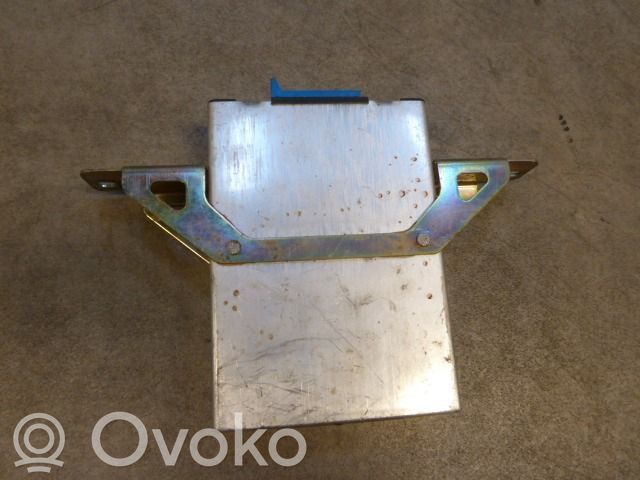 Unité de commande / module de régulateur de vitesse   1384734,412212005002