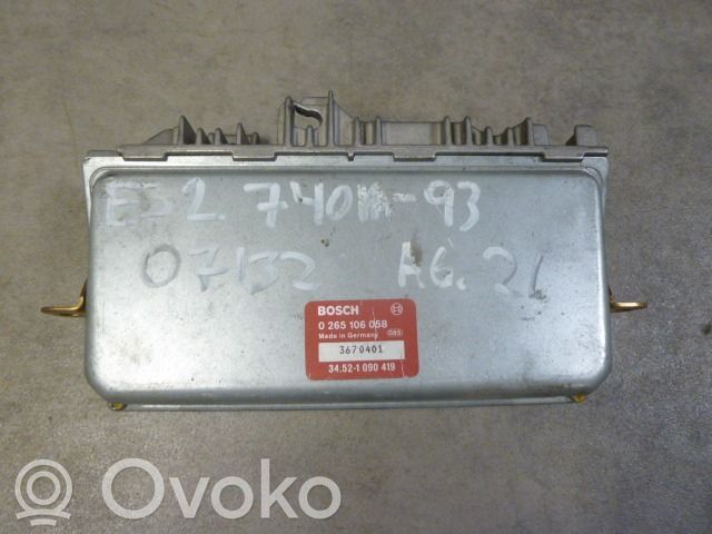 BMW 5 E34 Fuse module 
