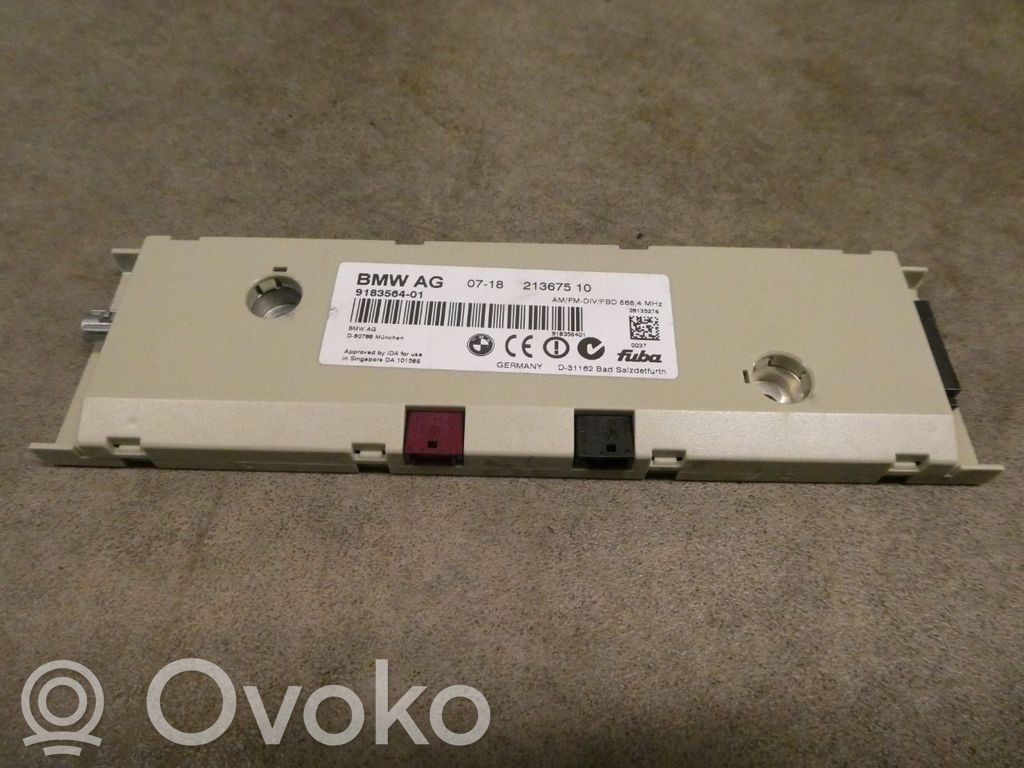 BMW 5 E60 E61 Antenas pastiprinātājs 