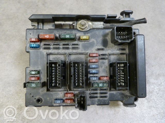 Peugeot 307 Drošinātāju bloks 