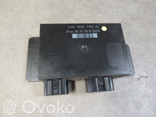 Volkswagen PASSAT B5 Module confort 