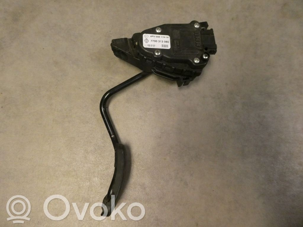Renault Trafic II (X83) Kaasupoljin 