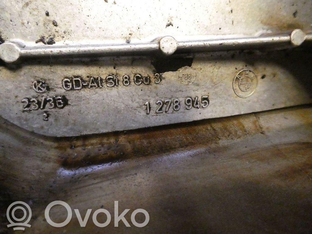 BMW 3 E30 Öljypohja 