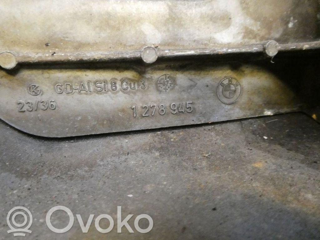 BMW 5 E34 Öljypohja 