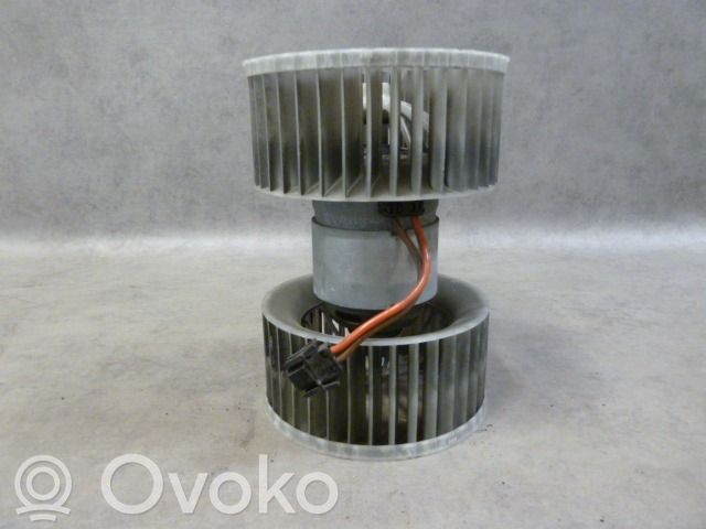 BMW 3 E46 Mazā radiatora ventilators 
