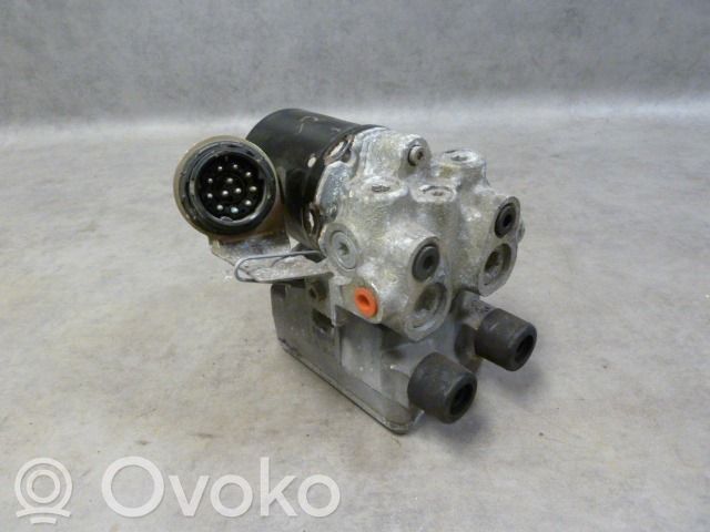 BMW 3 E36 ABS Blokas 