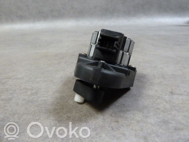BMW 5 E34 Silniczek nagrzewnicy nawiewu klimatyzacji A/C 