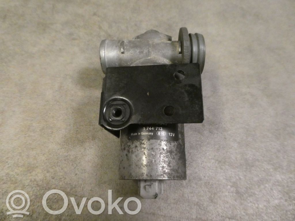 Laisvos eigos vožtuvas (reguliatorius)   1738981,0280140545