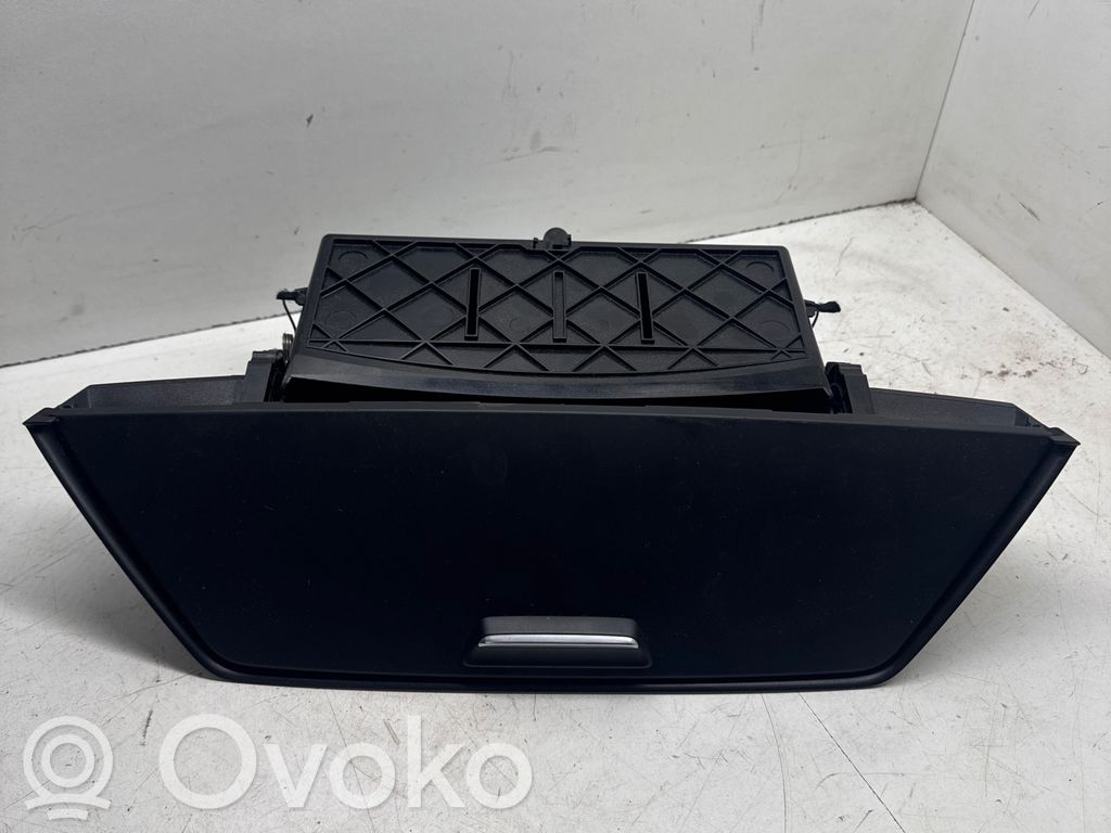 Glove box   2991263,1696938,0102030405