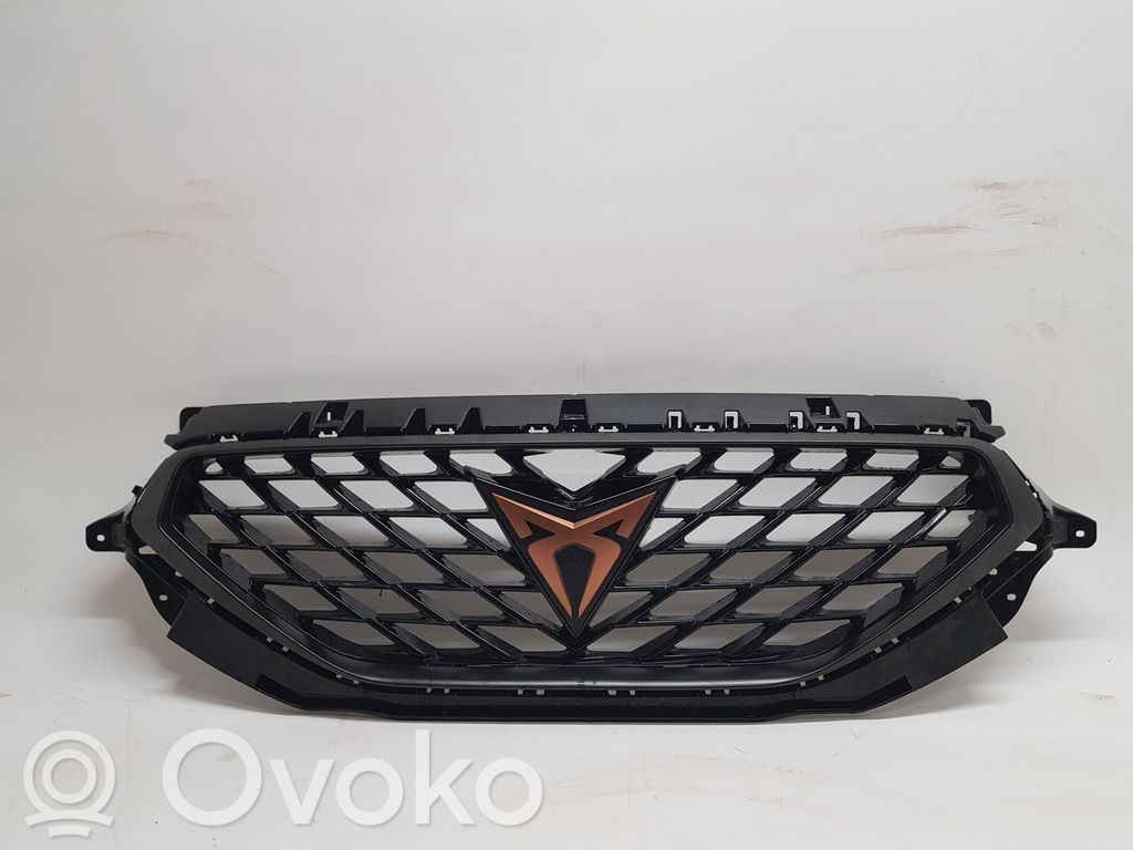 Cupra Formentor Front bumper upper radiator grill 