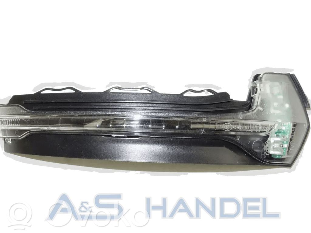 Front indicator light   8V0949102,8V1857410F9B9
