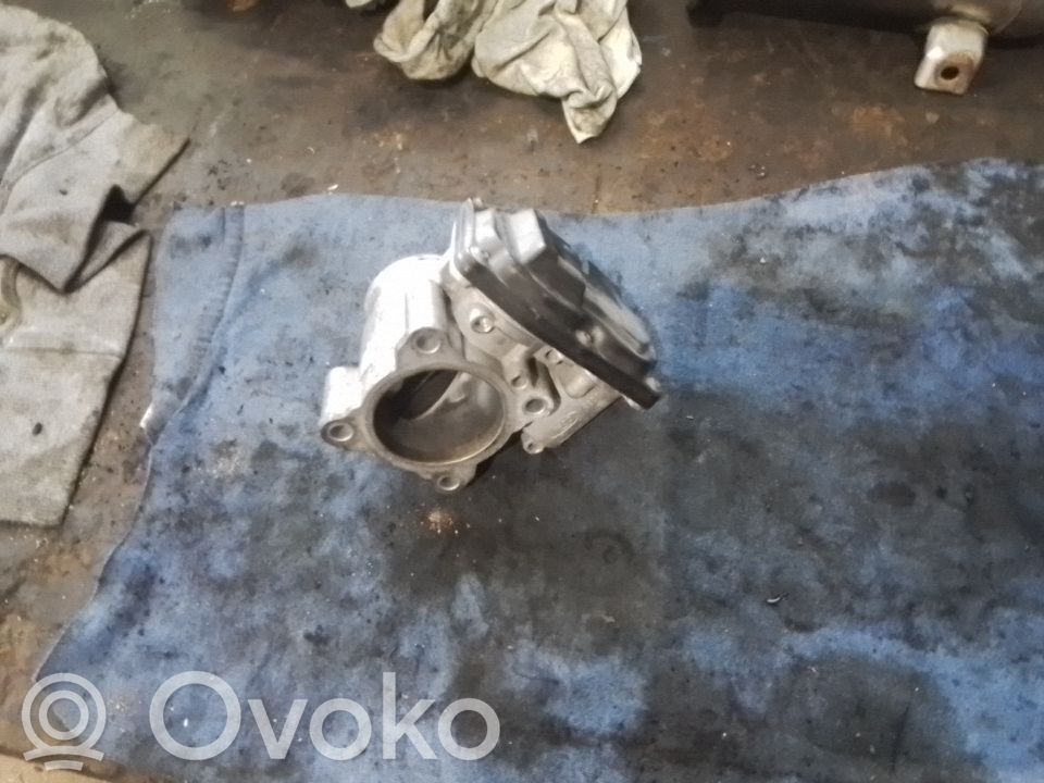 Throttle valve   2554720
