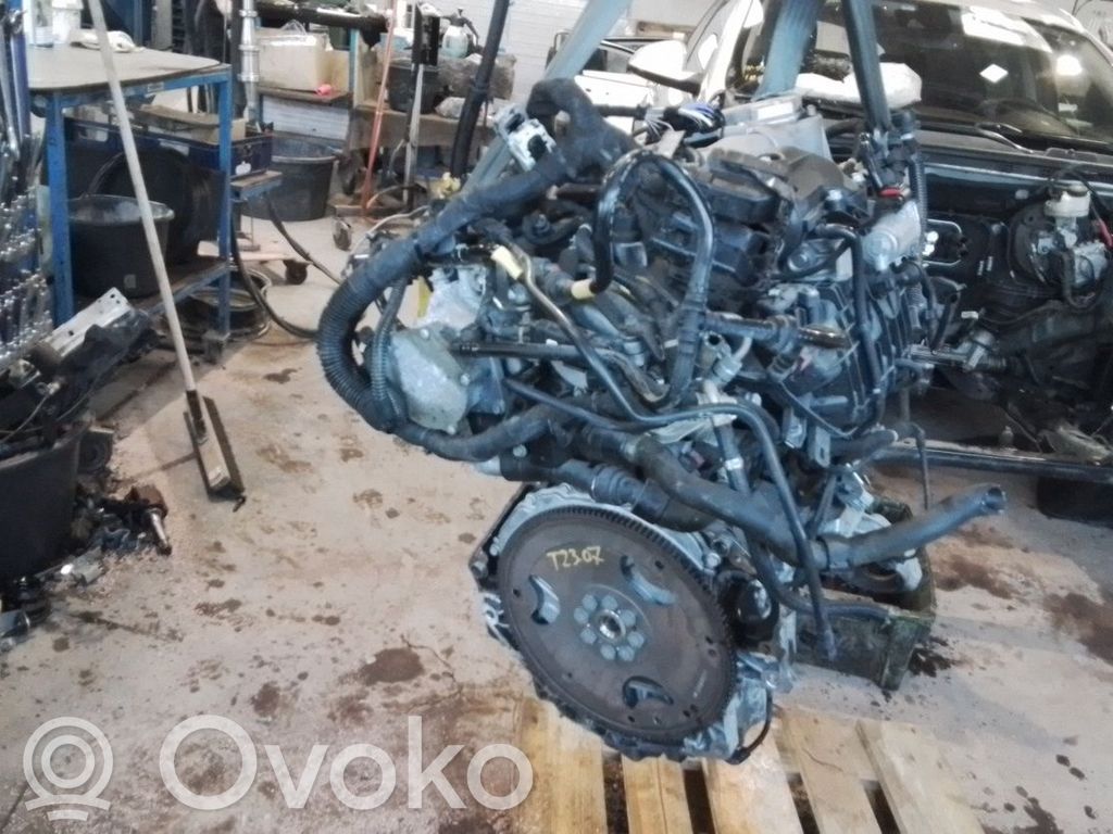 Dzinējs   55491785