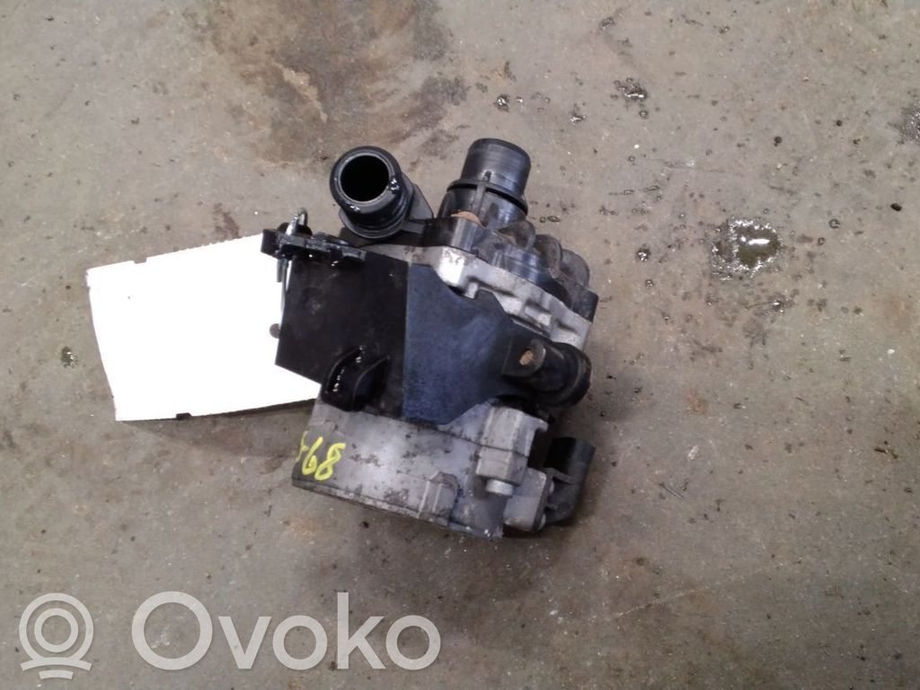 BMW X5 F15 Pompă electrică auxiliară lichid de răcire/apă 