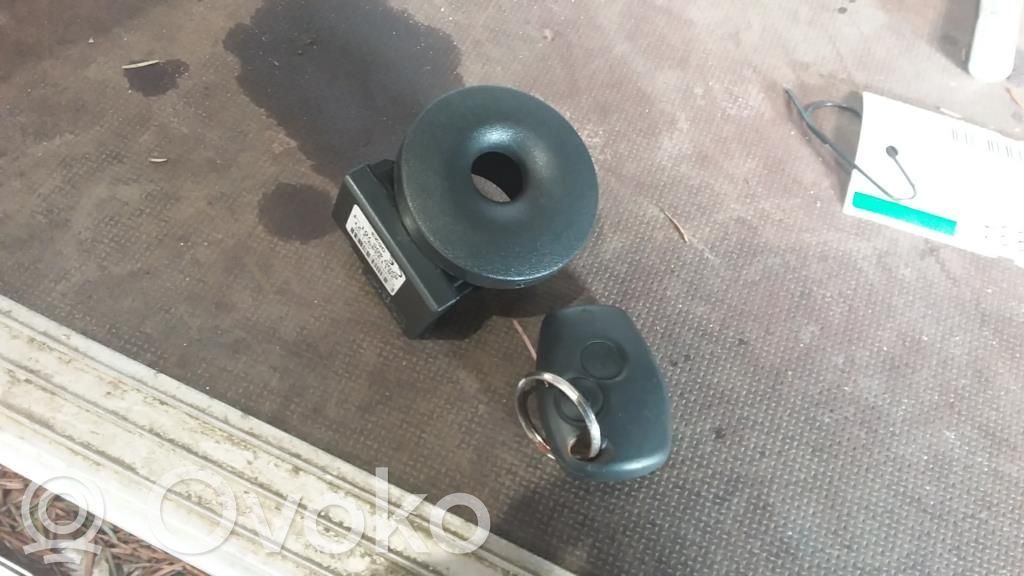 Relé de bloqueo de encendido   8200405701F