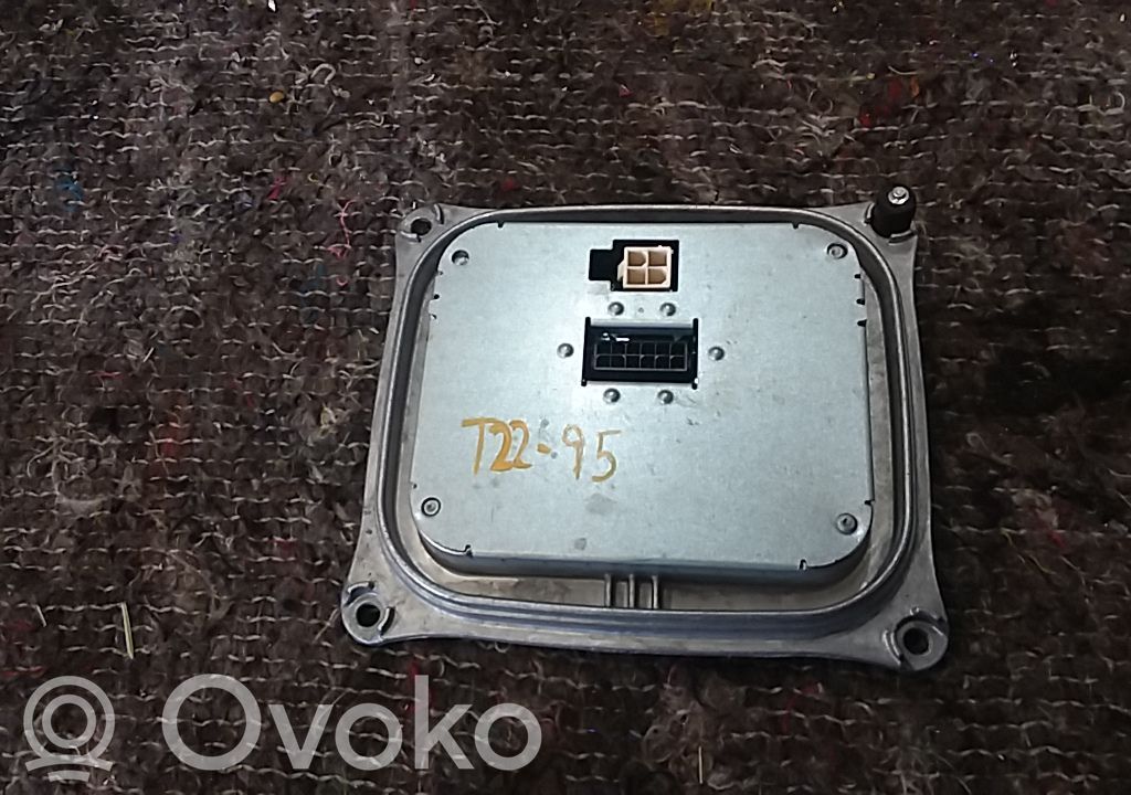 Unité de commande / module Xénon   10EEG090142