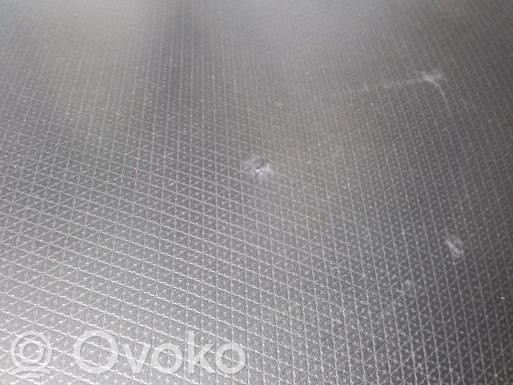Dashboard   682000184R