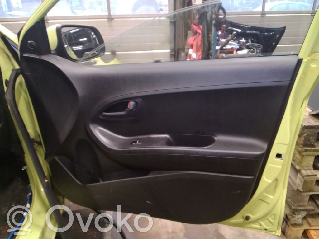 KIA Picanto Apšuvums aizmugurējām durvīm 