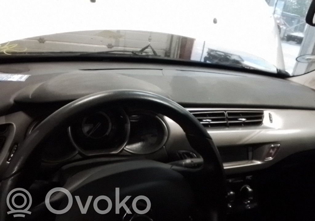 Панель   8247F6