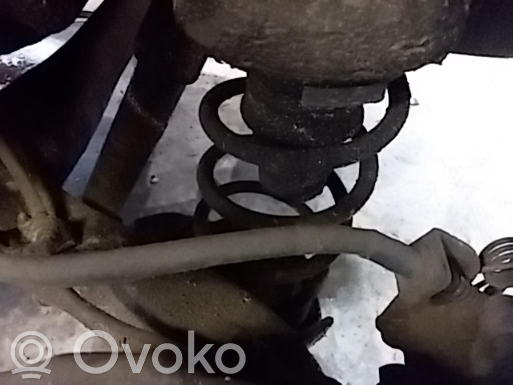 Muelle espiral trasero   553301W000