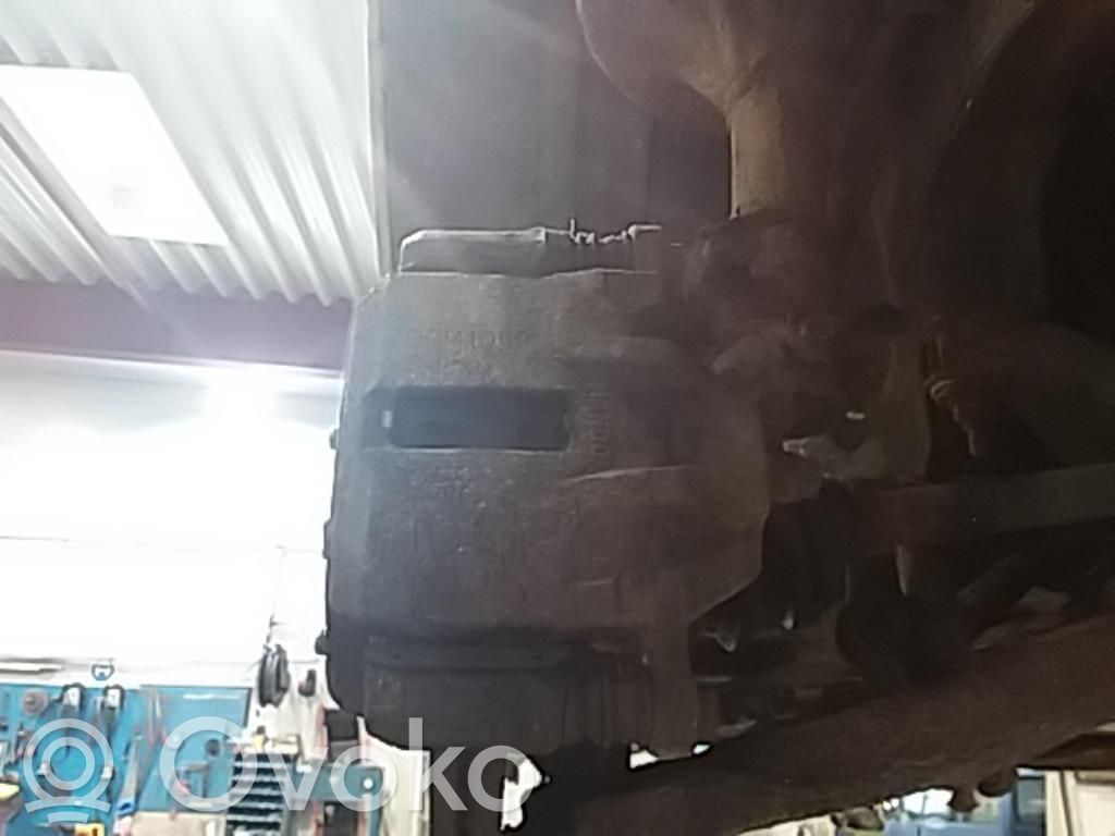 Hyundai Matrix Etujarrusatula 