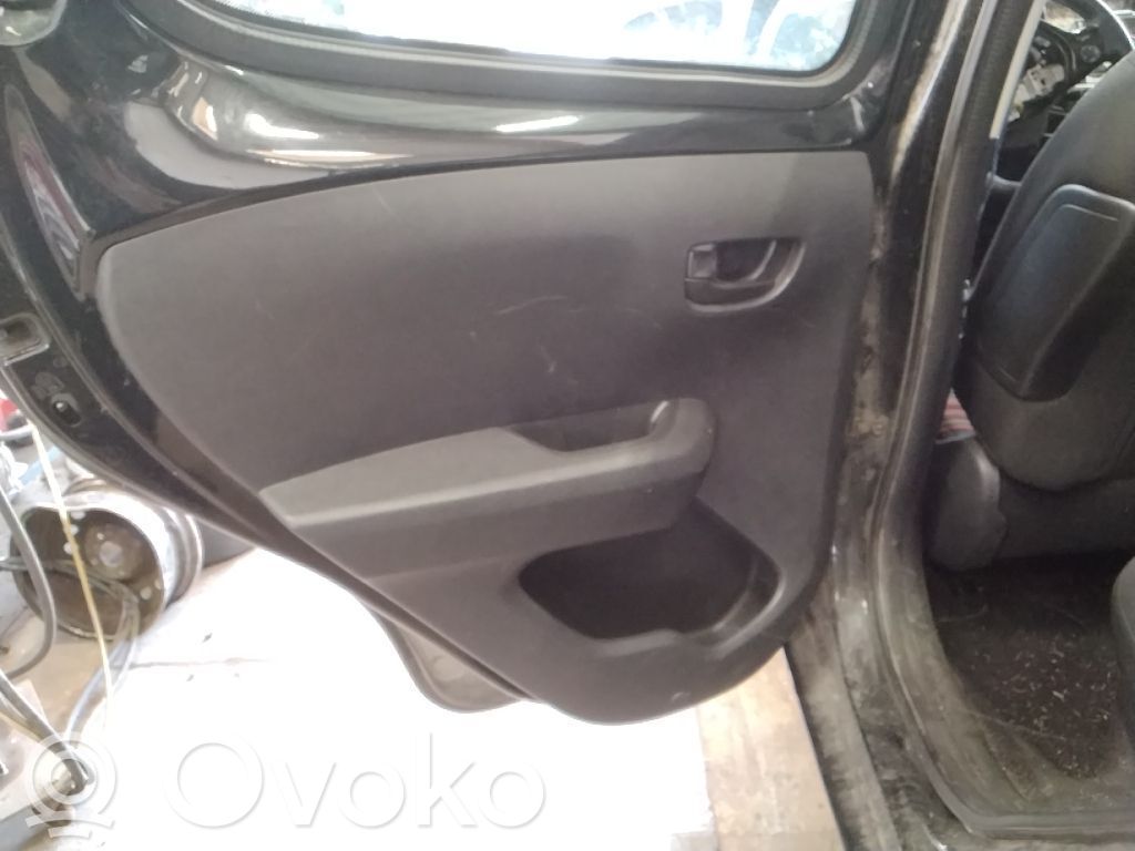 Citroen C1 Apšuvums aizmugurējām durvīm 