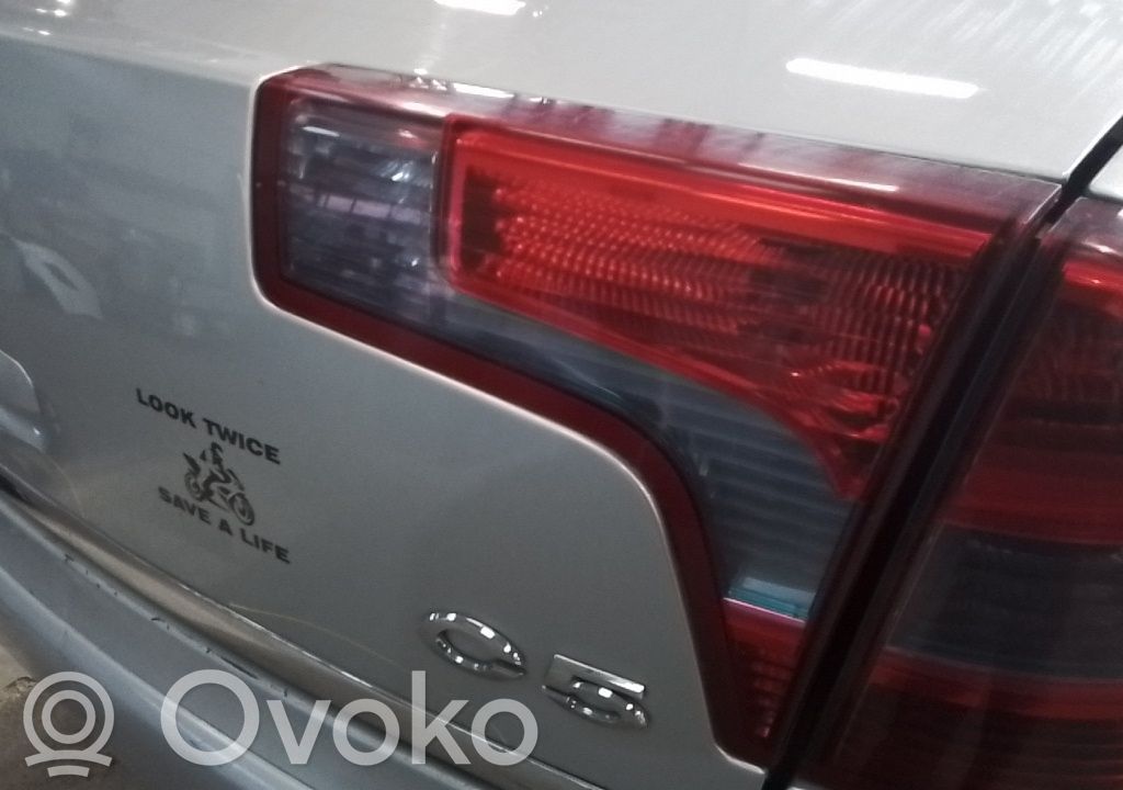 Rear/tail lights   6351V4