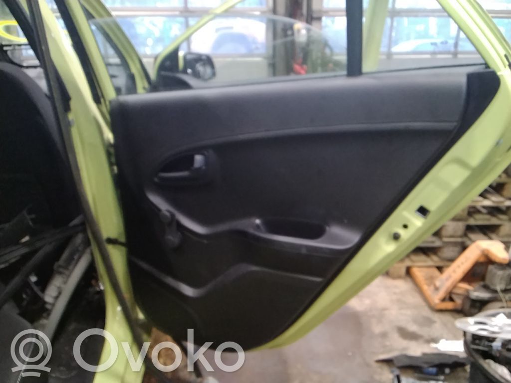 KIA Picanto Apšuvums aizmugurējām durvīm 