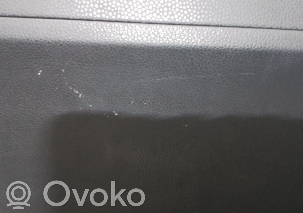 KIA Picanto Apšuvums aizmugurējām durvīm 