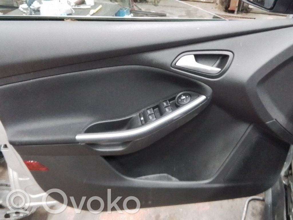 Rear door card panel trim   1792226