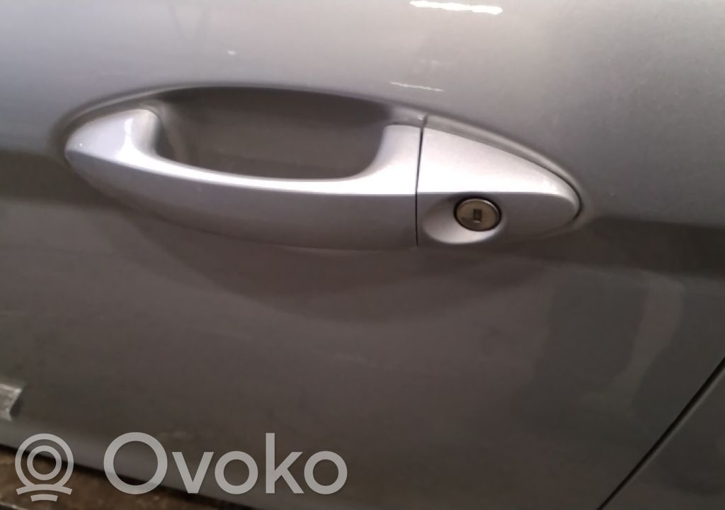 Ford Fiesta Manecilla externa puerta delantera 
