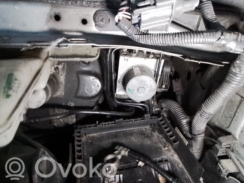 Ford Mondeo MK IV ABS-pumppu 
