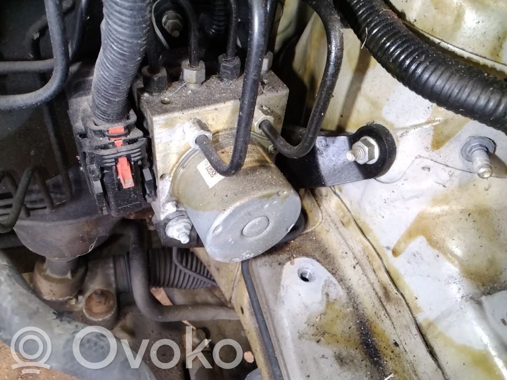 Opel Karl ABS bloks 